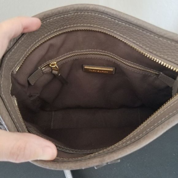 Tory Burch Mcgraw Crossbody - Picture 8 of 10